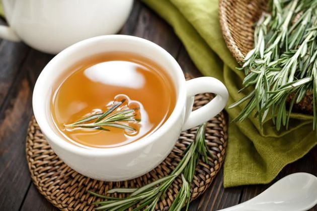 【圖】用迷迭香葉使頭髮光滑，促進血液循環