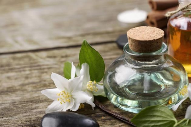 【圖】用精油促進甲狀腺健康(以及如何使用)