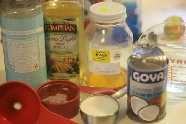 【圖】自制洗髮水和漂白劑來去除頭髮上的油脂