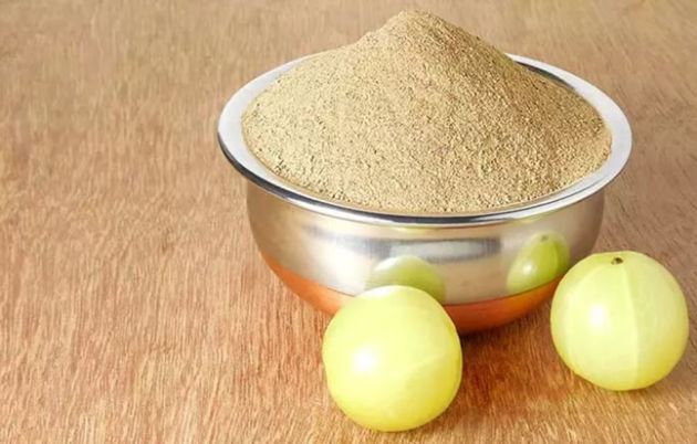 【圖】Amla(醋栗)粉和雞蛋用於頭髮生長