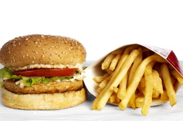 【圖】油膩食物如何影響健康?