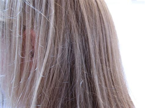 【圖】維生素能恢復頭髮顏色嗎?