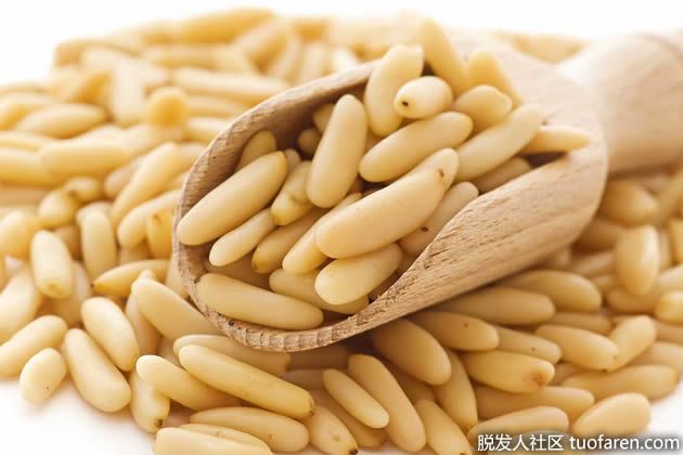 【圖】抑制DHT食物：松子