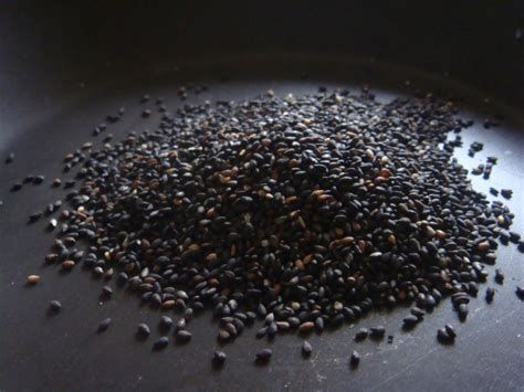 【圖】黑芝麻對頭髮的好處