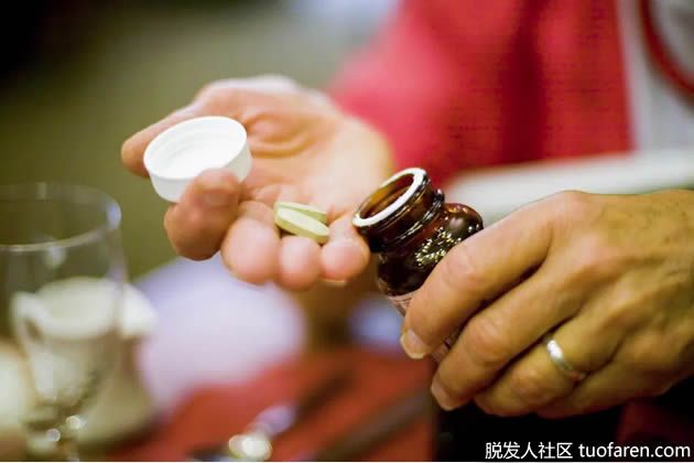 【圖】什麼藥物會導致脱髮？