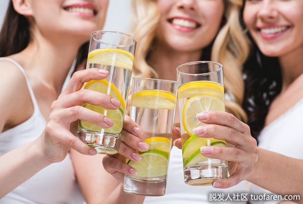 【圖】維他命和礦物質來排毒