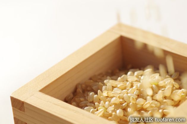 【圖】脱髮、頭皮異味、頭髮稀疏是由飲食決定的