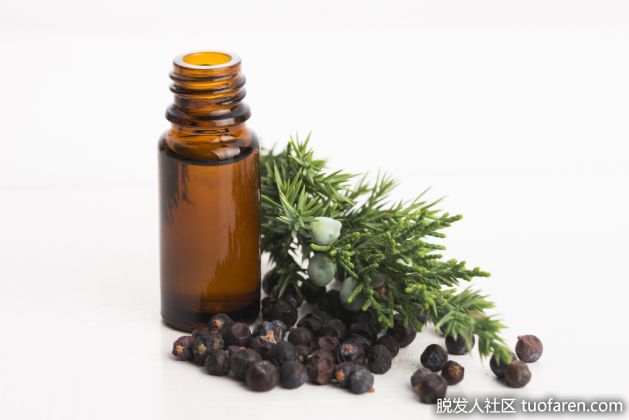 【圖】杜鬆精油對頭髮的功效