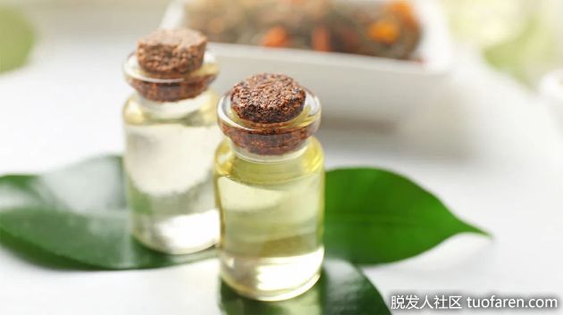 【圖】茶樹油的使用方法（用於頭屑和頭皮發癢）