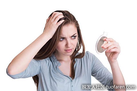 【圖】秋天都會曬傷頭皮!專家：頭頂頭髮稀疏者需加倍留意