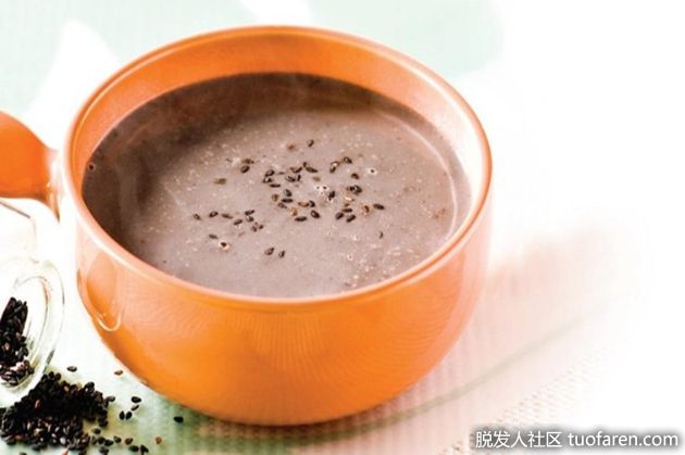 【圖】白髮多、狂掉髮原因？吃2種食物改善