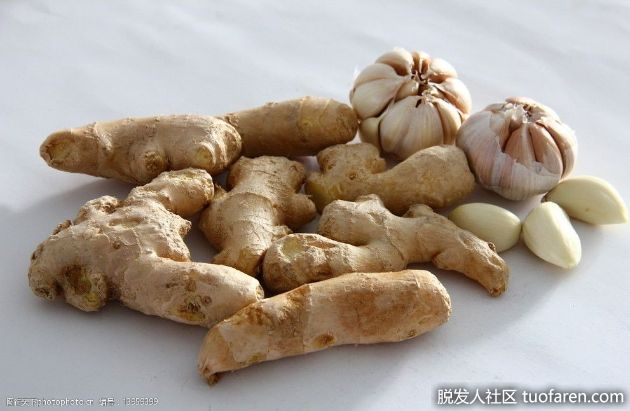 【圖】生薑、大蒜塗抹頭皮 能幫助生髮？