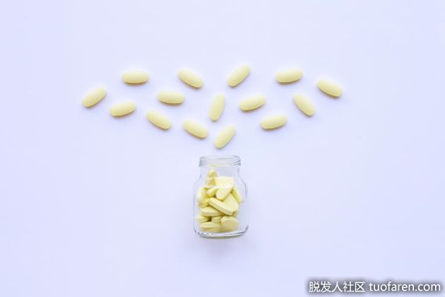 【圖】維生素D什麼時候吃才對？一天吃幾次？醫師詳細解答