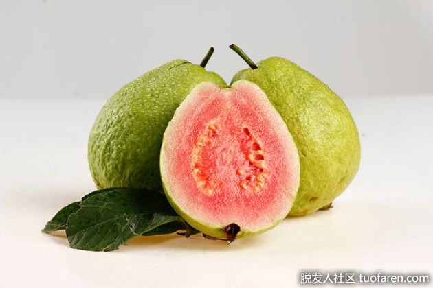 【圖】不是檸檬！營養師曝「維生素C水果排行」 網友驚呼：第一名好意外