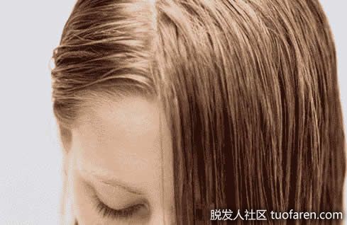 【圖】頭髮容易出油要怎麼解決 3大對策跟頭油説掰掰