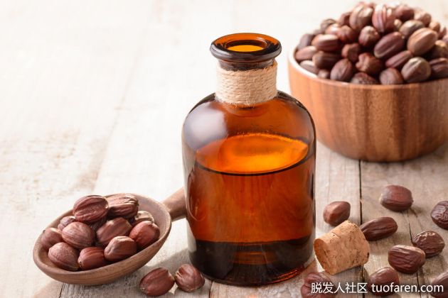 【圖】荷荷巴油對頭髮、皮膚和其他方面的健康益處