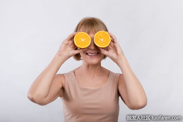 【圖】維生素C有助於頭髮生長嗎？