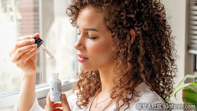 【圖】頭髮用蓖麻油：使用和效果