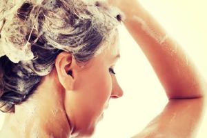 洗髮水中的哪些成分會導致脱髮