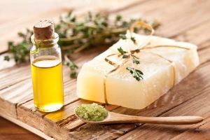 自制天然無香型甘油洗髮水