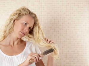 維生素缺乏和女性頭髮稀疏