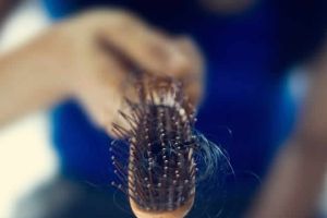 是什麼讓頭髮停止生長?