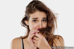 如何去除燙髮後的化學藥水？