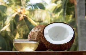 椰子油和洋葱汁促進頭髮生長