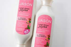 什麼是荷荷巴護髮素？