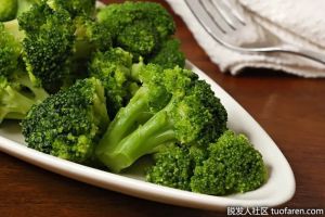 富含維生素E的食物：西蘭花