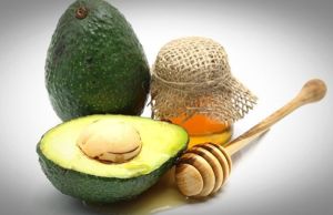 自制胡蘿蔔+蜂蜜+鱷梨髮膜