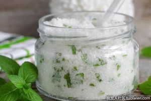 如何選擇最好的身體磨砂膏配方？