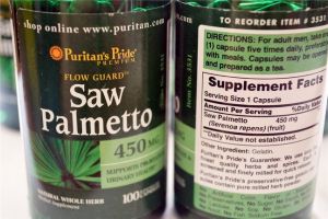 如何使用鋸棕櫚果提取物治療脱髮