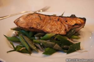 為什麼你的血液中維生素B12水平會過高？