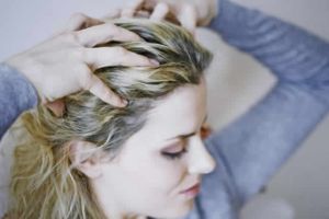 什麼使你晚上頭皮發癢?