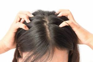 是什麼導致頭皮疼痛性腫塊？