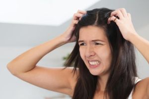 在家治療頭皮屑的小貼士