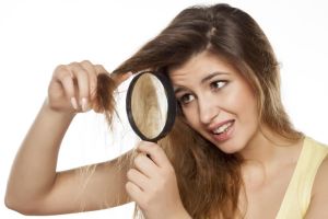 用這些自然療法阻止脱髮和頭髮損害