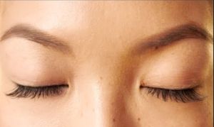 如何重新長眉毛