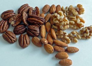 杏仁、山核桃和核桃對健康有什麼好處?