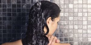 晚上洗頭的危害