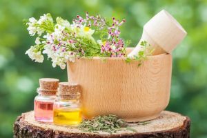 如何在頭髮上使用精油