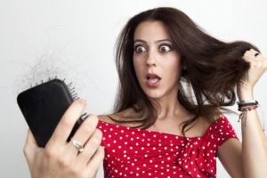 【組圖】如何阻止頭髮脱落並長出新頭髮