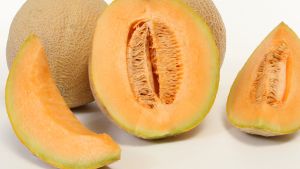 哈密瓜含有碳水化合物嗎？