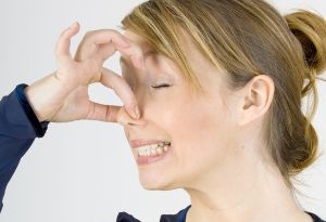 頭皮發臭的原因