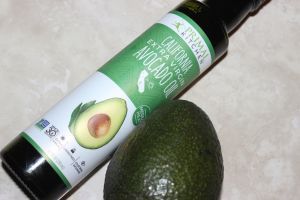 牛油果油對頭髮的好處