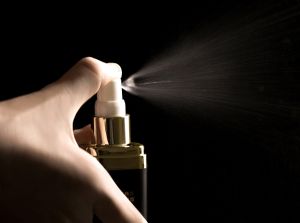 生髮液副作用 21歲女變貓女