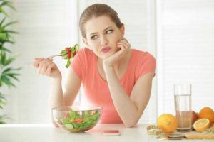 惡性減肥 妙齡女大片掉髮