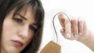 聽信偏方 掉髮更嚴重