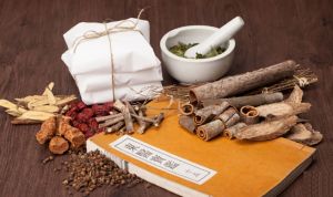 中醫可以治療掉髮？關於生髮的中醫觀點分析